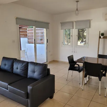 Villa Elean *